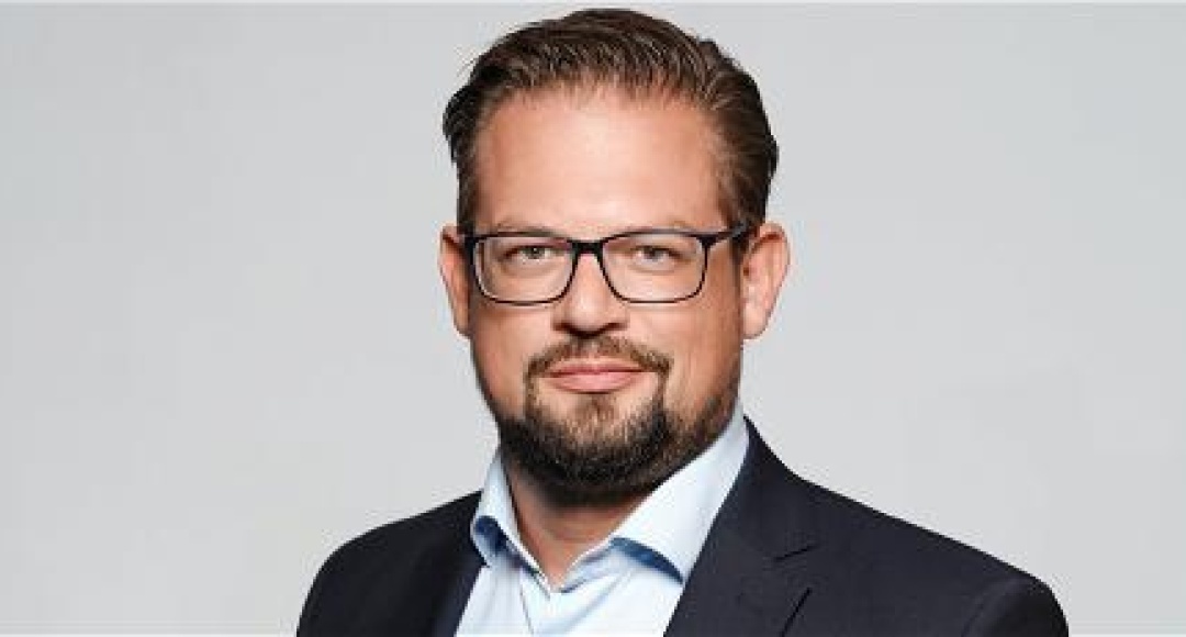 Christoph Schwarz Verl sst Den Kurier Und Wird Neuer Falstaff Chefredakteur christoph-schwarz-verl-sst-den-kurier-und-wird-neuer-falstaff-chefredakteur