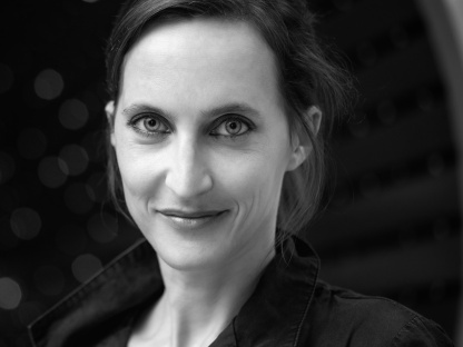 Sie Ist Perfekt F r Unser Team In Berlin Christiane Jacke Wechselt sie-ist-perfekt-f-r-unser-team-in-berlin-christiane-jacke-wechselt